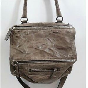 Givenchy Pandora Medium